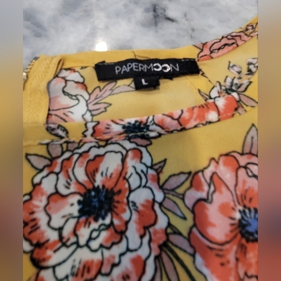 Paper Moon Tunic Blouse - Picture 3 of 4